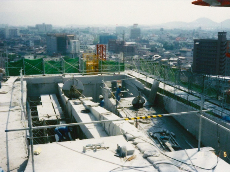 建築解体:床版切断
